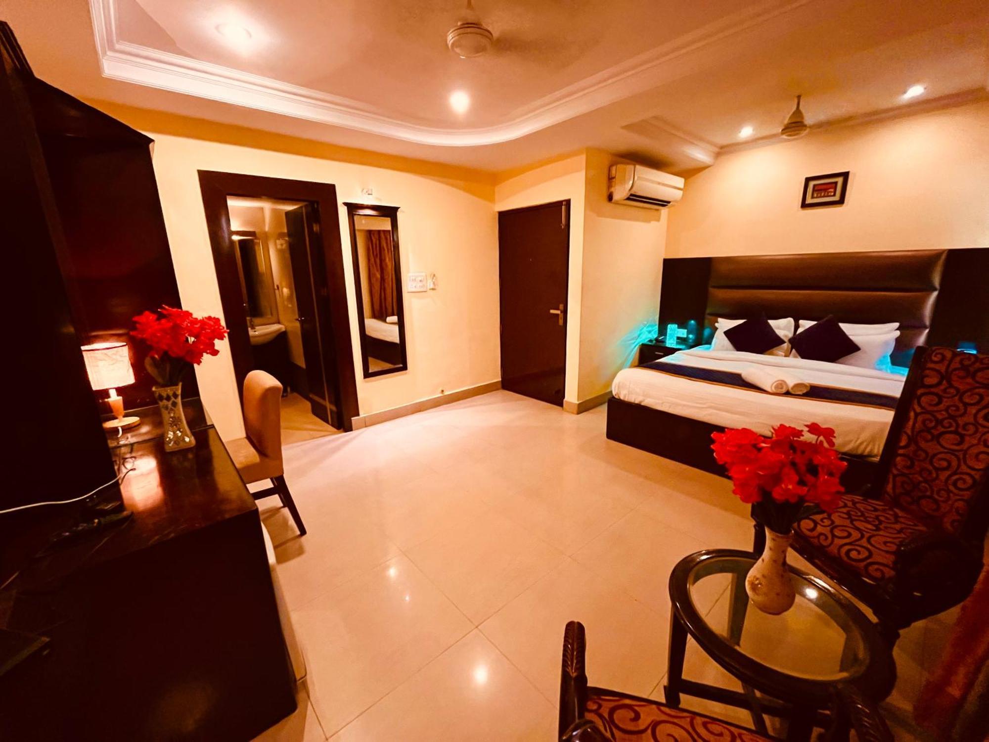 The Reo Luxury Hotel - Haridwār Exterior foto