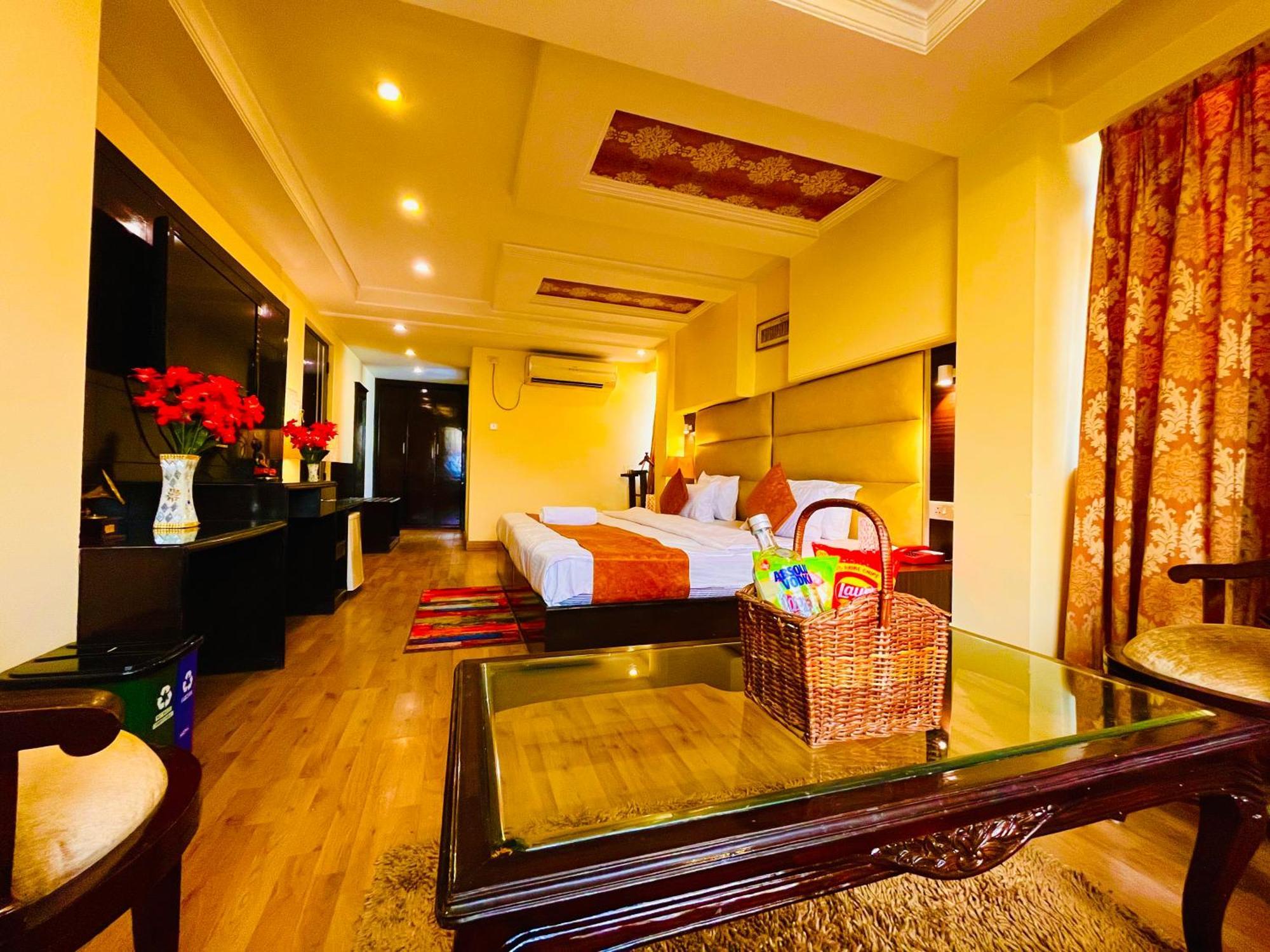 The Reo Luxury Hotel - Haridwār Exterior foto
